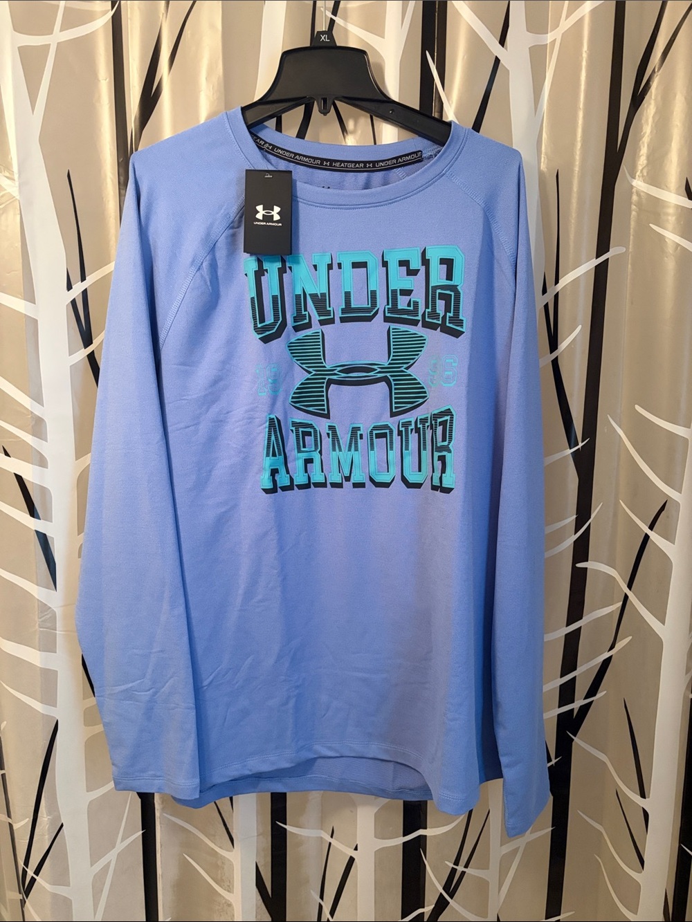 Under Armour Men’s Long Sleeve Tee in Light Blue with Teal Logo
